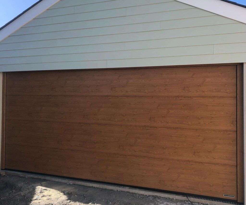 garage doors Salcombe